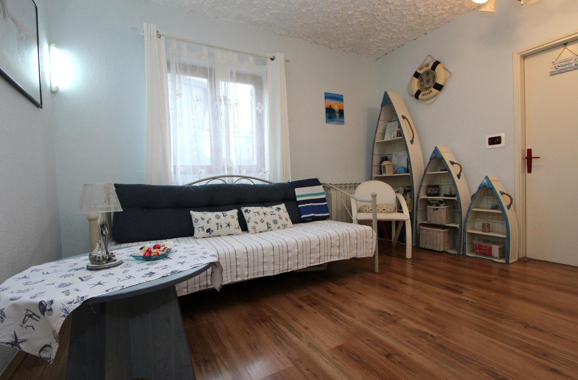 Nikola Apartament *